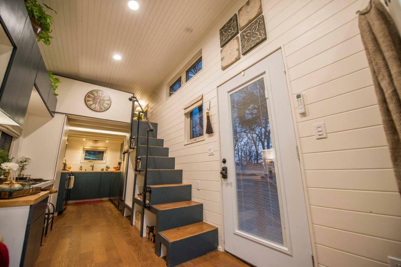 Montana Escape Elegant Tiny House In Waco Near Magnolia Villa Kültér fotó